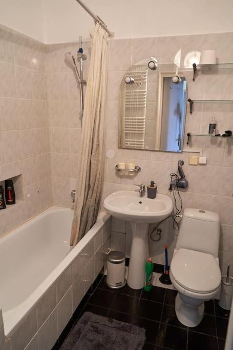 Royal Castle 2 And Kitchen 55sqm Apartament Warszawa